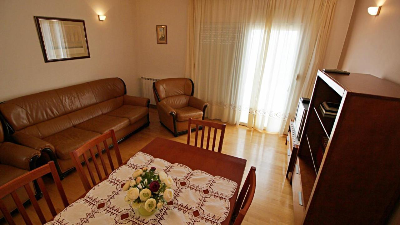 أوميس Apartment Ora المظهر الخارجي الصورة
