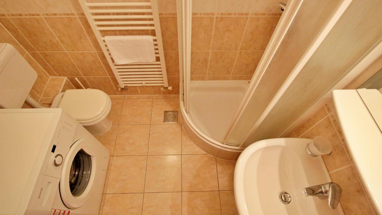 أوميس Apartment Ora المظهر الخارجي الصورة